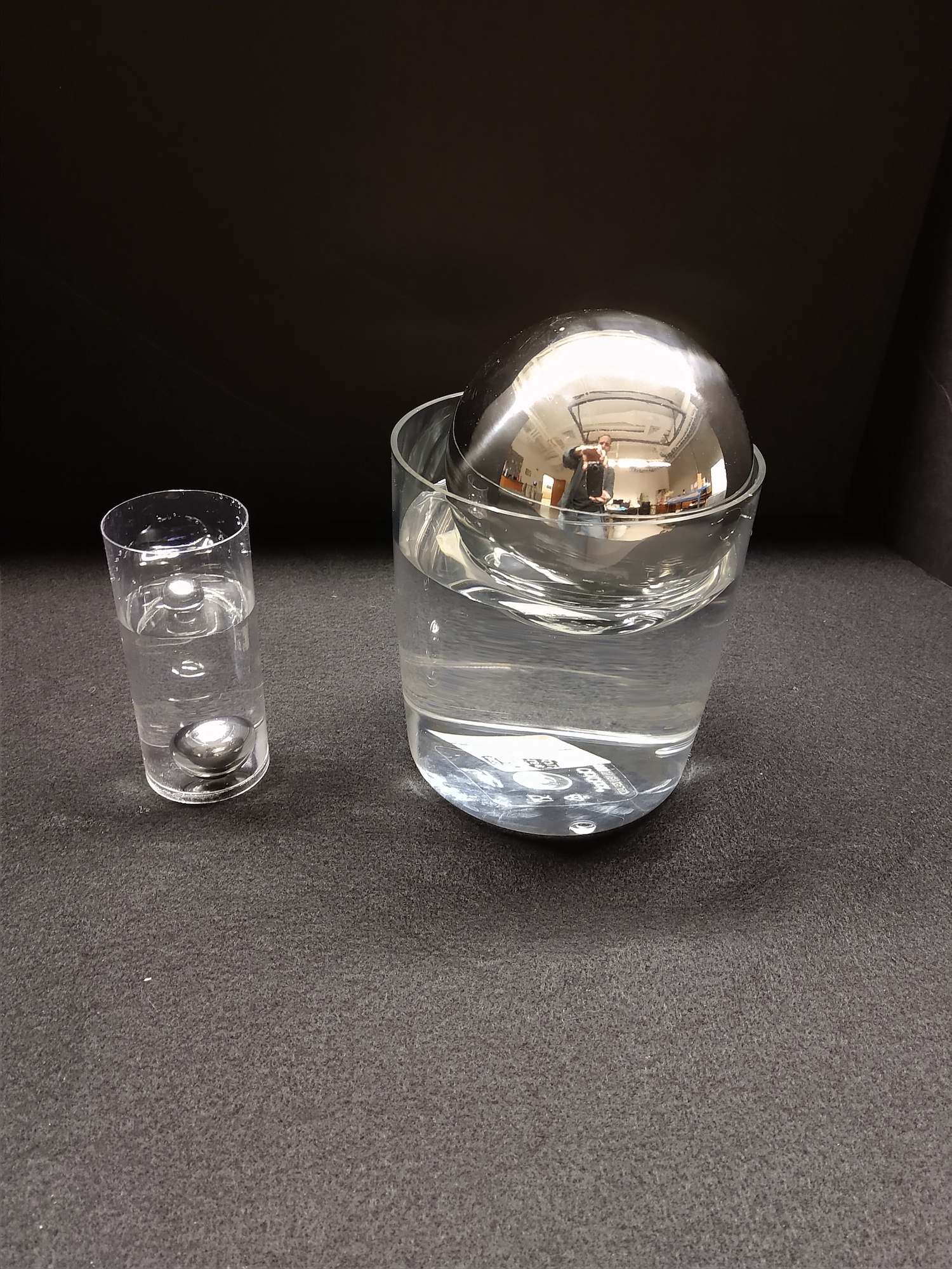 Density Spheres Swarthmore Physics Demonstrations